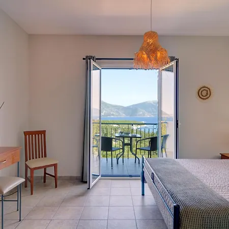 2 Bed Kalokeri Fiskardo Kefalonia Apartment Kokolata